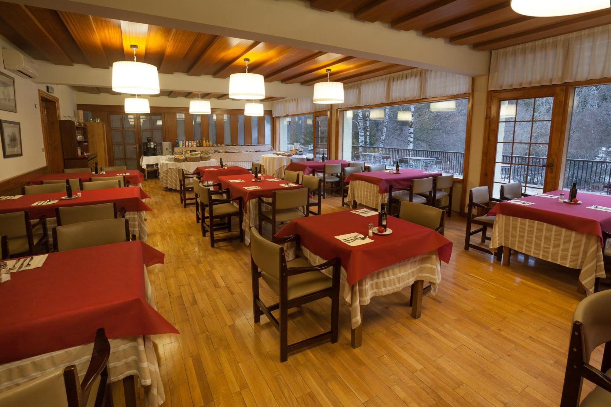 Hotel Els Avets Sorpe Exterior photo