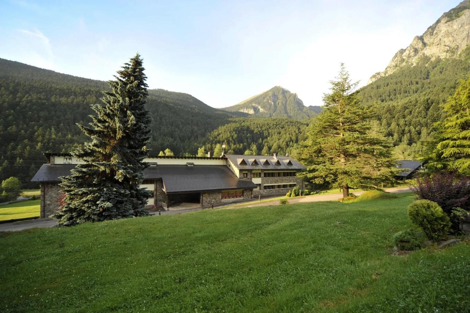 Hotel Els Avets Sorpe Exterior photo