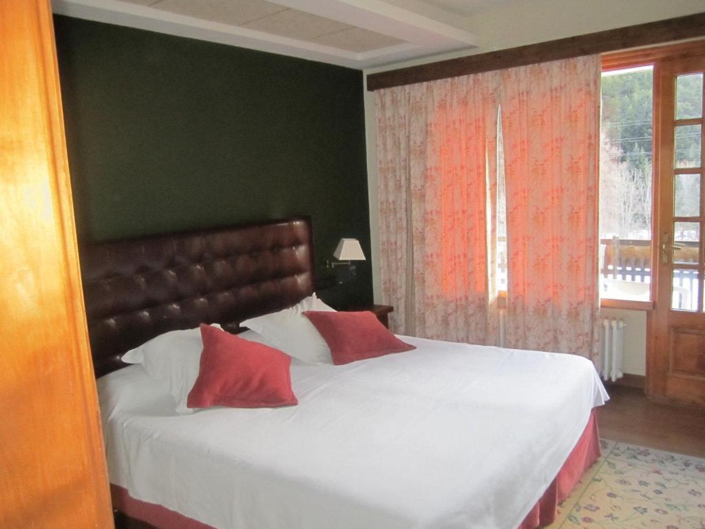 Hotel Els Avets Sorpe Room photo